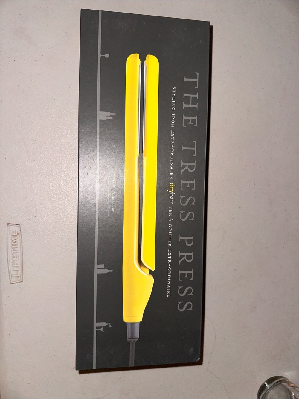 Drybar tress press straightener -Brand new/Not taken out from box
